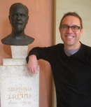 Robert Tobin Robert Tobin